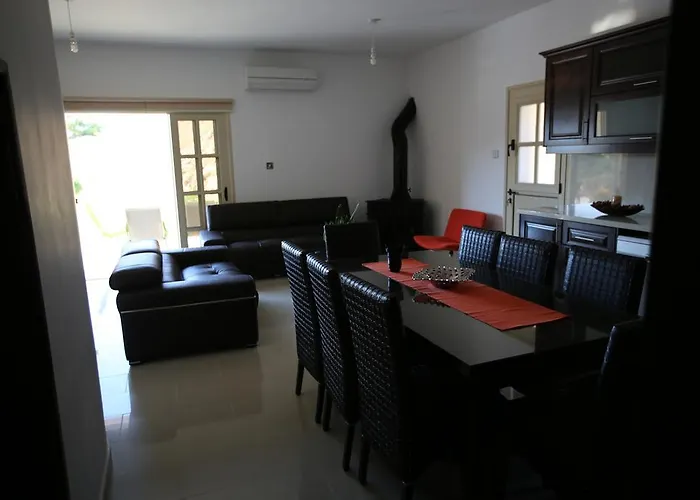 Vila Melyia Kato Pyrgos