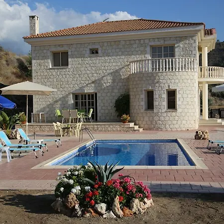 Melyia * Kato Pyrgos