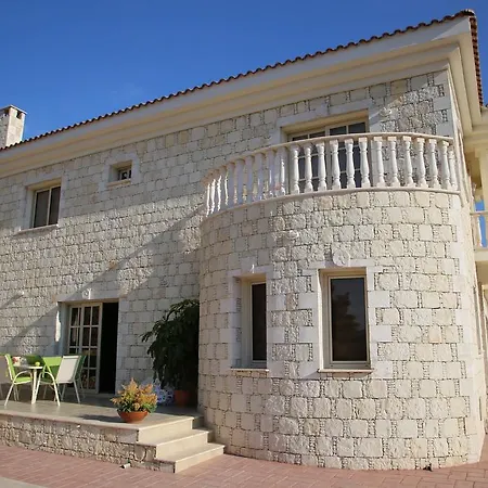 Melyia Villa Kato Pyrgos